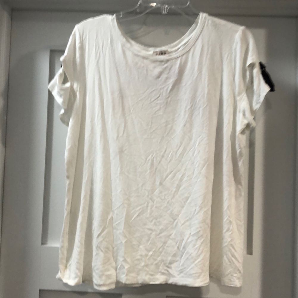 Short sleeve dressy tee